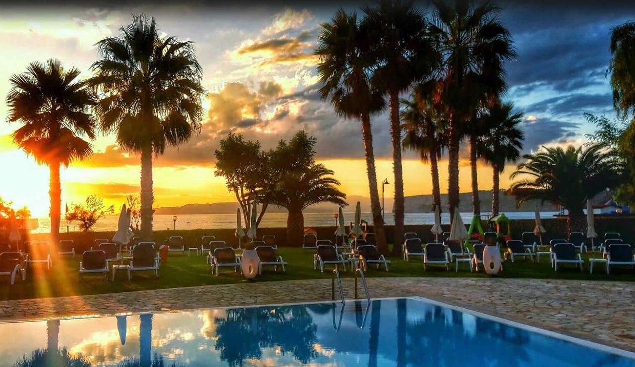 Arcomagno Beach Resort ซานนิโกลาอาร์เชลลา ภายนอก รูปภาพ